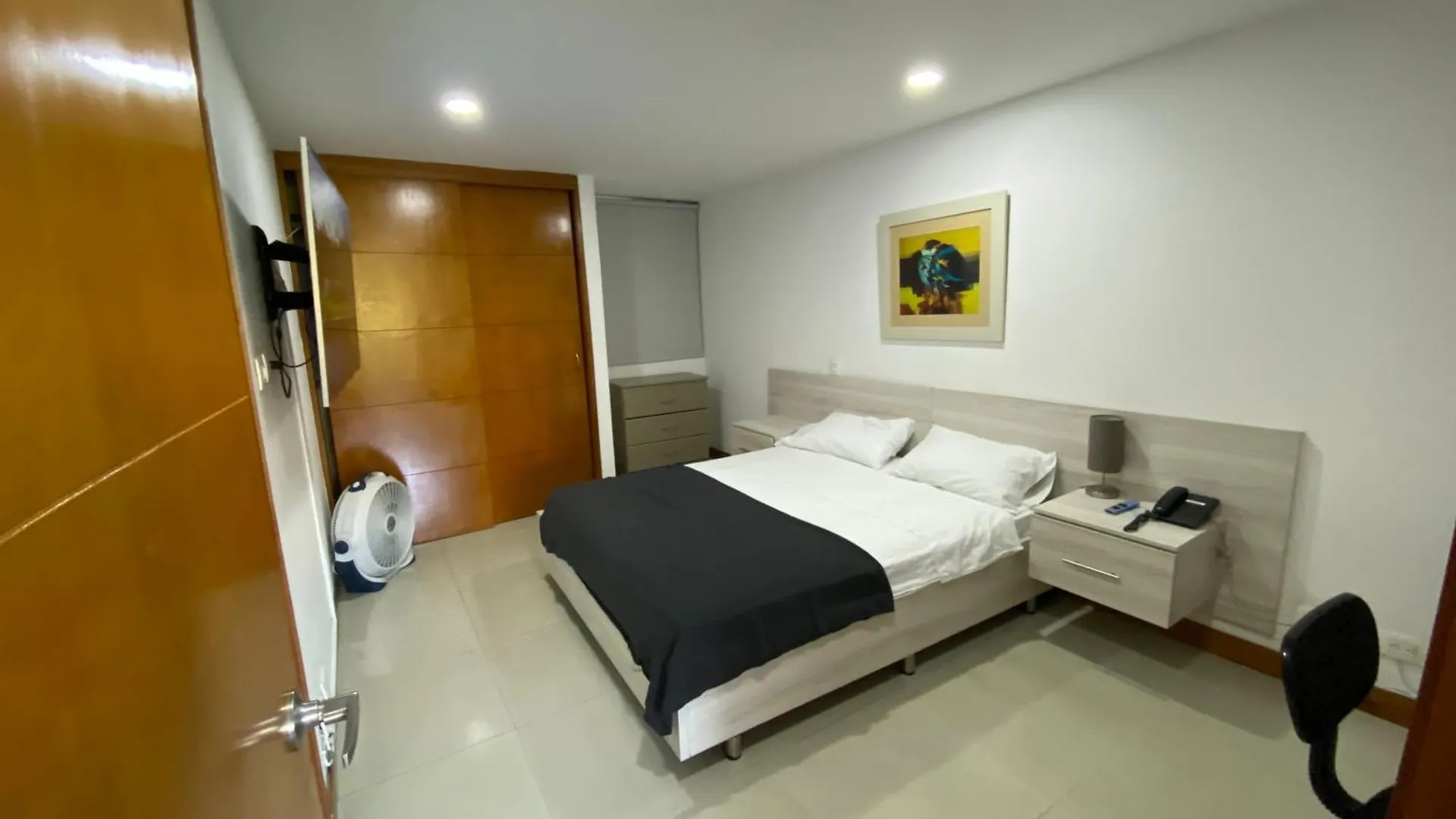 Poblado Luxury Gran Vista Central Duplex Coworking Zona Turistica Medellin Apartment
