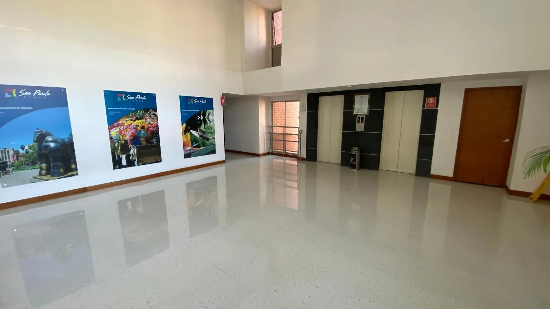 Poblado Luxury Gran Vista Central Duplex Coworking Zona Turistica Medellin Apartment