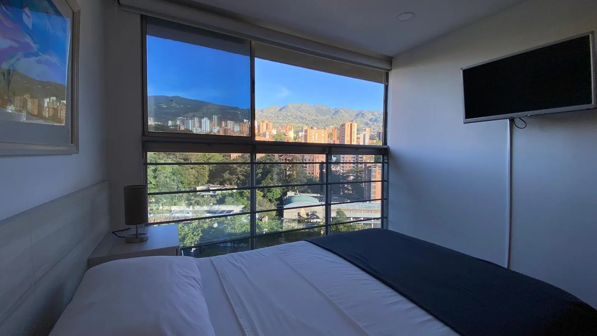 Apartment Poblado Luxury Gran Vista Central Duplex Coworking Zona Turistica Medellin